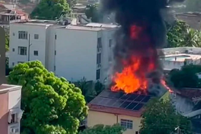 Incêndio atinge o Clube Livre de Arte e Cultura (CLAC) em Niterói